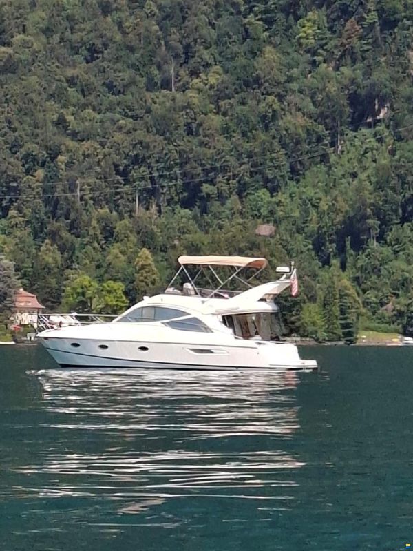 Galeon 390 Fly