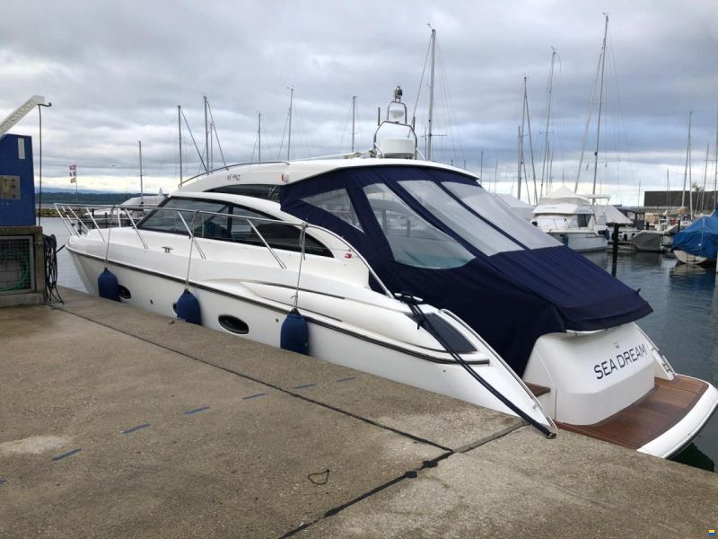 Princess V 42 Hartop