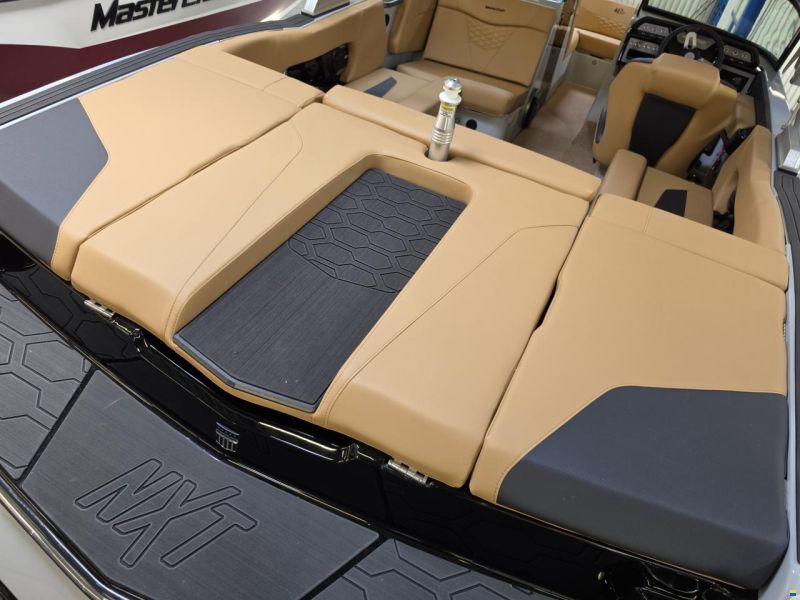 MasterCraft NXT20