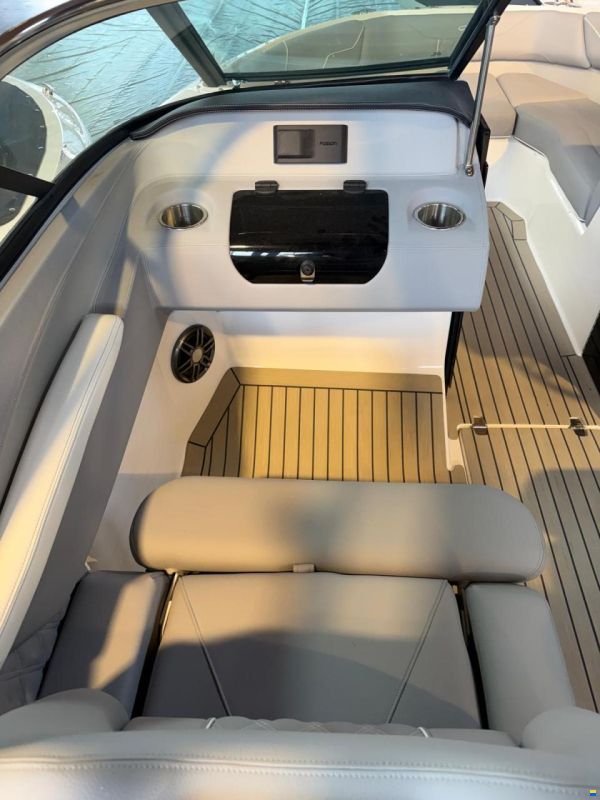Regal LS4