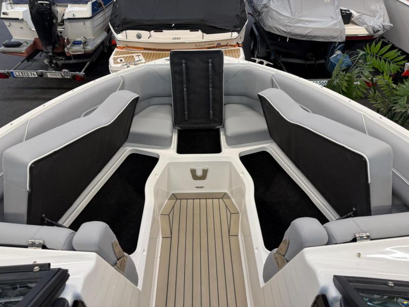 Regal LS4