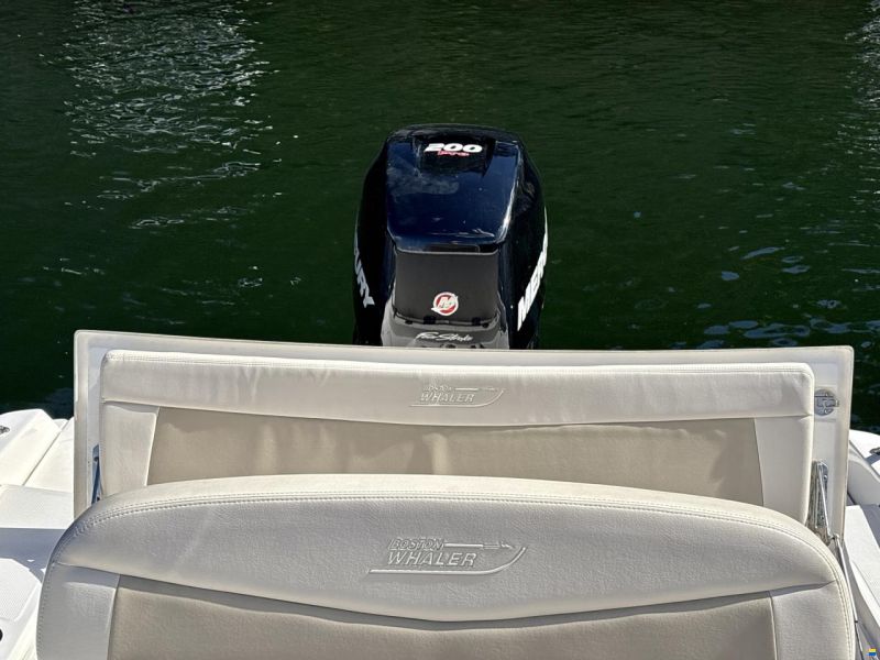Boston Whaler 210 Dauntless