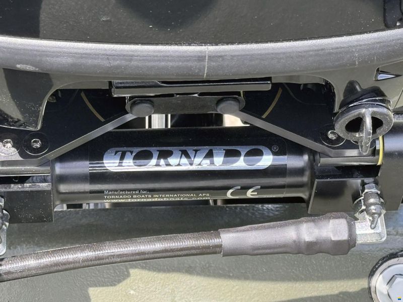 Tornado 6.4m High Performance