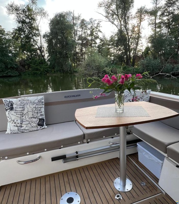 Quicksilver Activ 905 Weekend