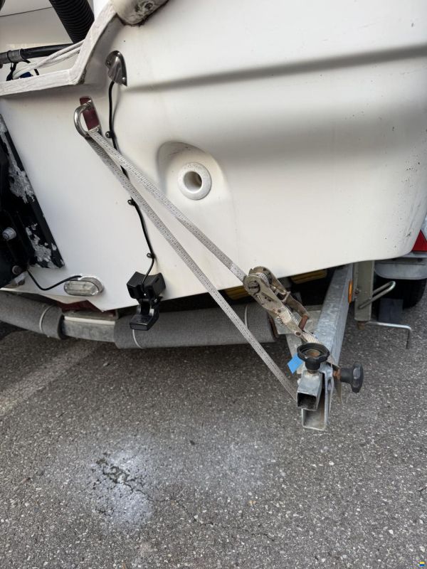 BENETEAU Flyer 500 Sundeck Motorboot Bod