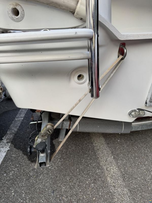 BENETEAU Flyer 500 Sundeck Motorboot Bod