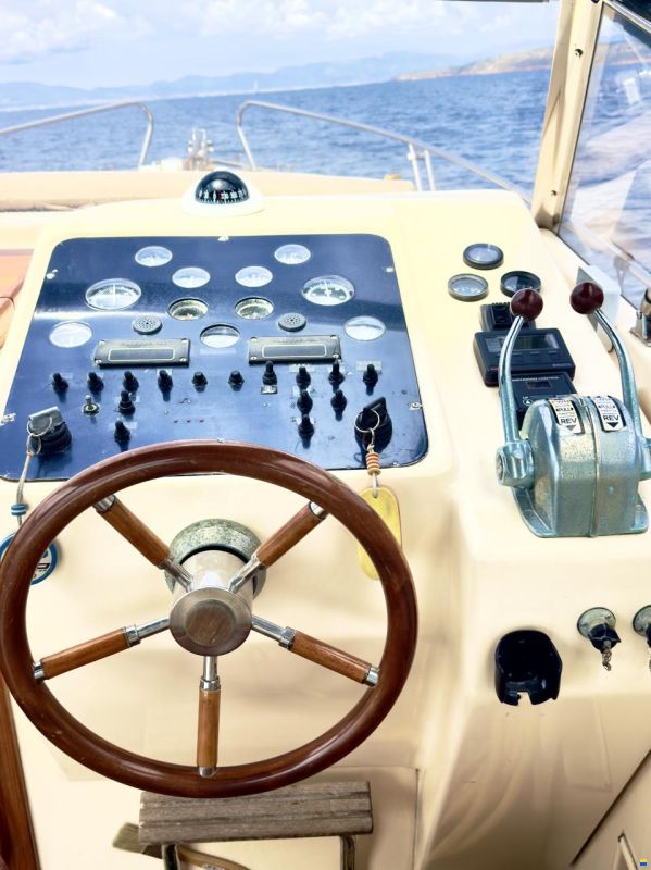 Apreamare 7.5 Semicabinato