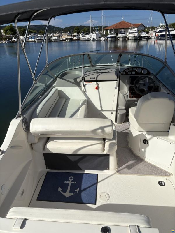Bayliner 245 Cruiser