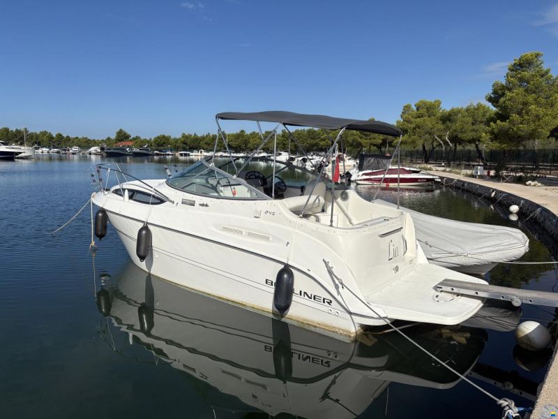 Bayliner 245 Cruiser
