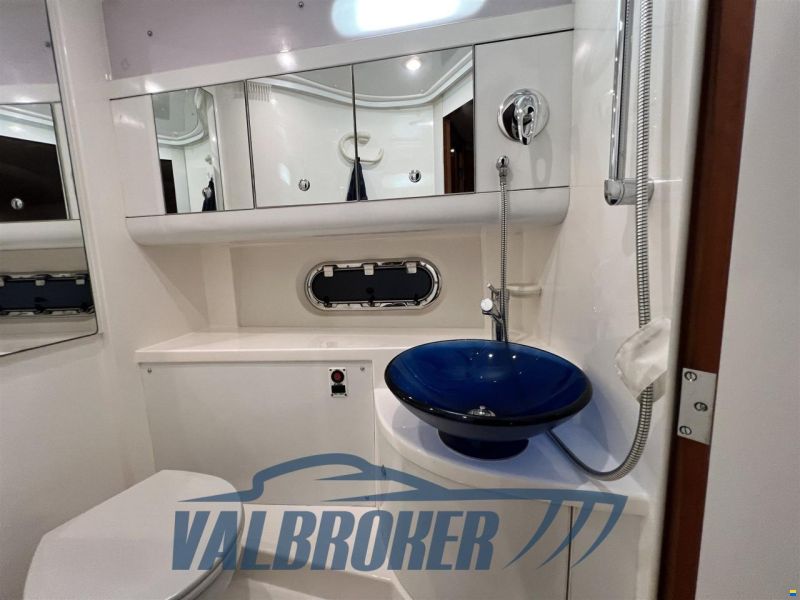 Sealine C 39