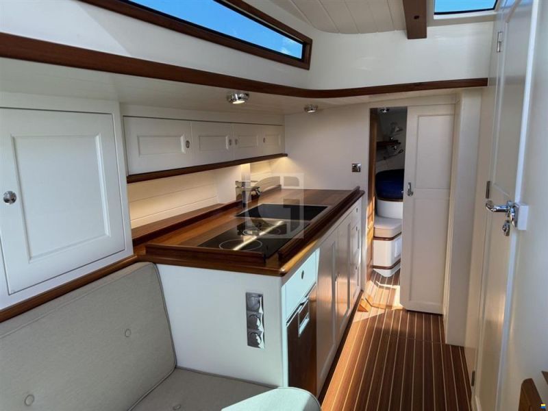 Leonardo Yachts Eagle 54