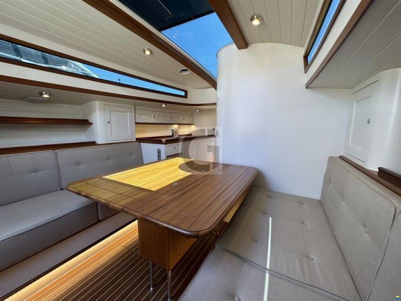 Leonardo Yachts Eagle 54