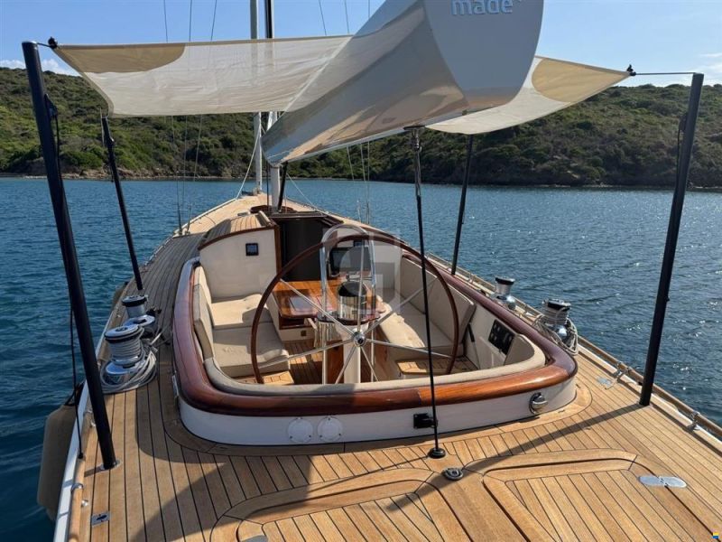 Leonardo Yachts Eagle 54