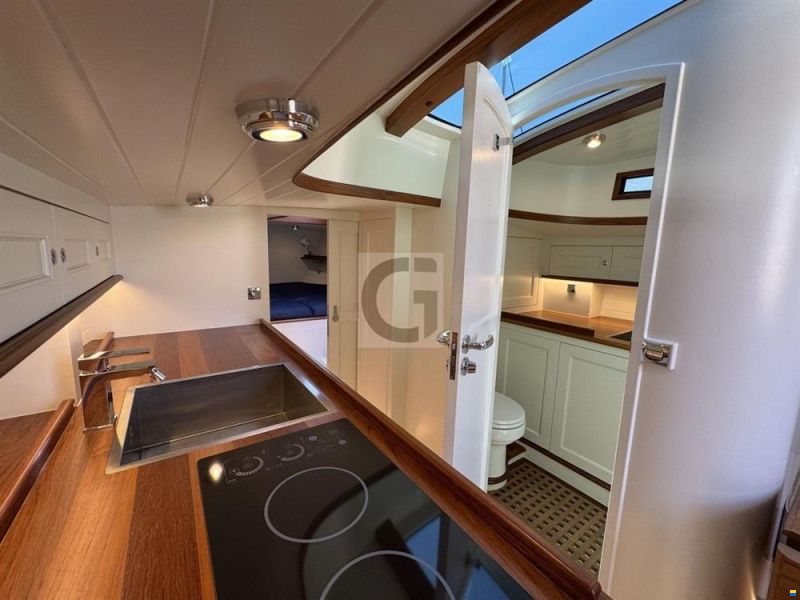 Leonardo Yachts Eagle 54