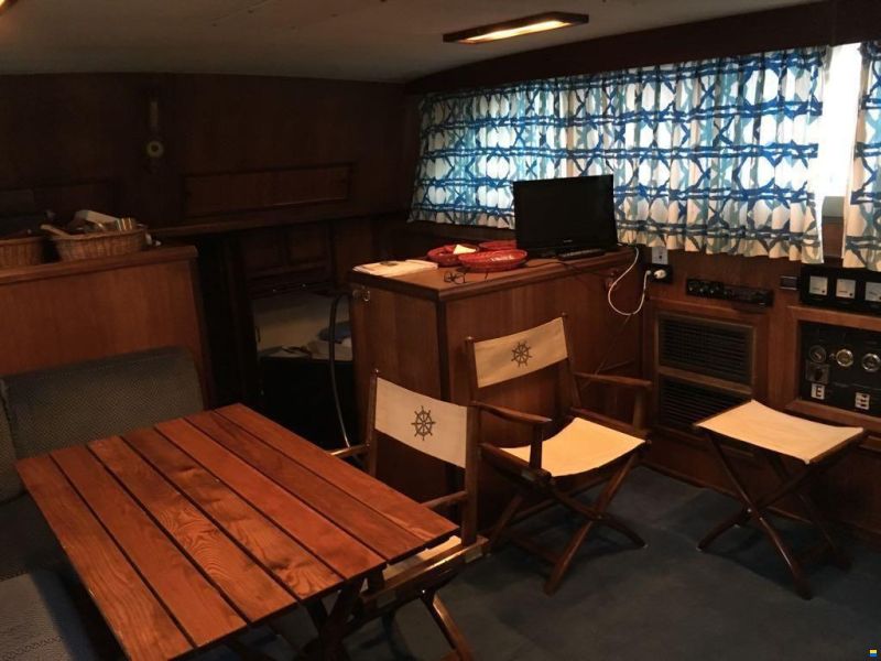 Hatteras Yachts 43 DOUBLE CABIN