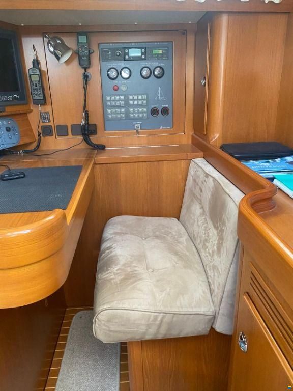 Hallberg-Rassy 54