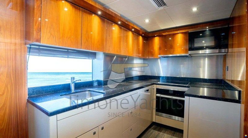 Sunseeker 28M YACHT
