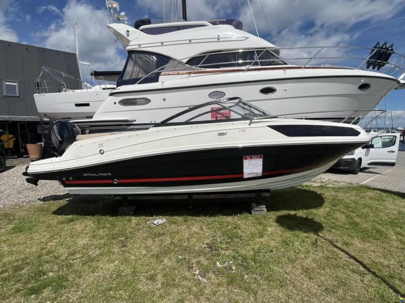 Bayliner VR5 Cuddy - 2018