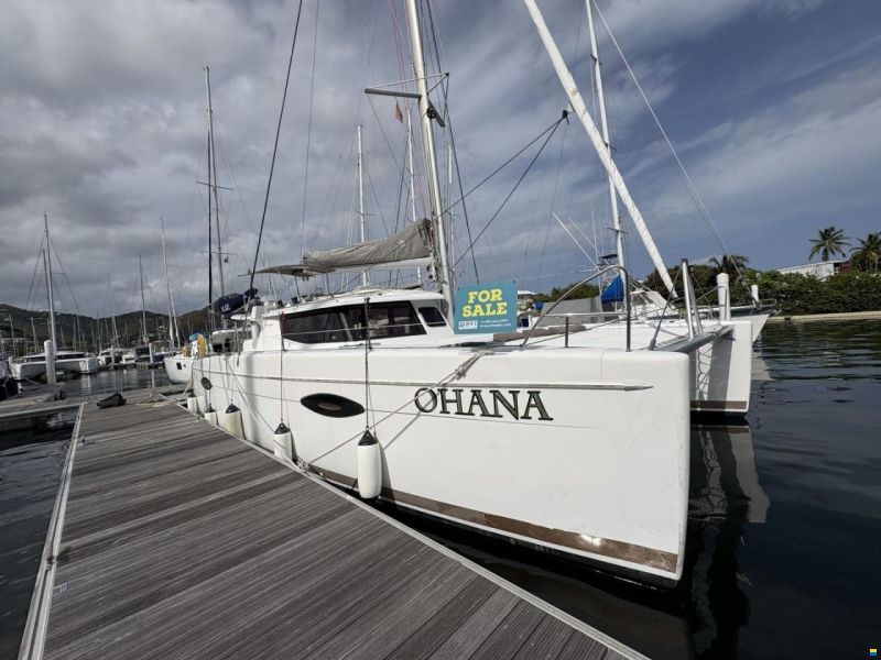 Fountaine Pajot Helia 44