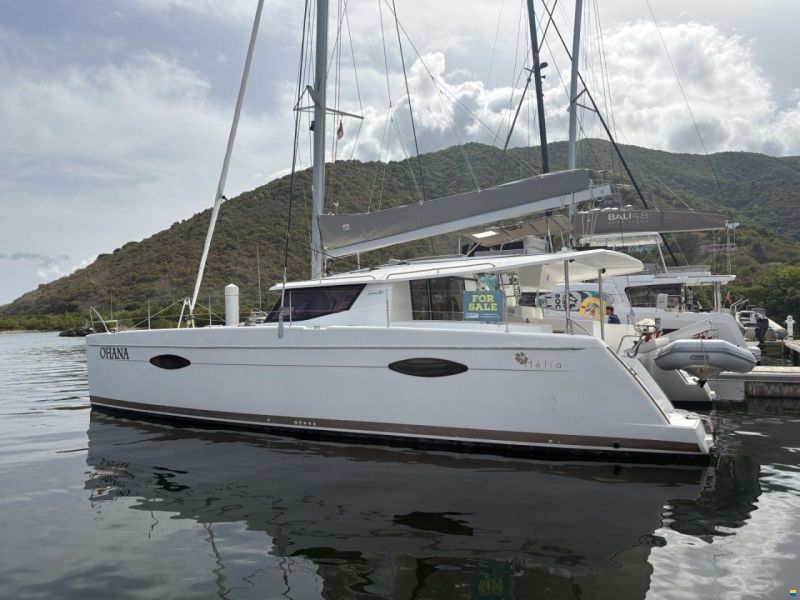 Fountaine Pajot Helia 44
