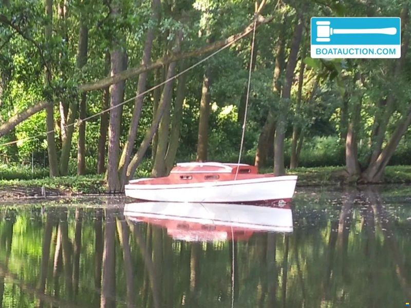 Cabinboat 700