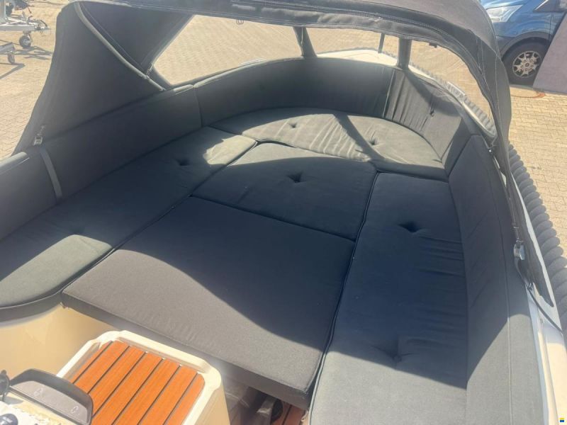 Liberty 590 Tender