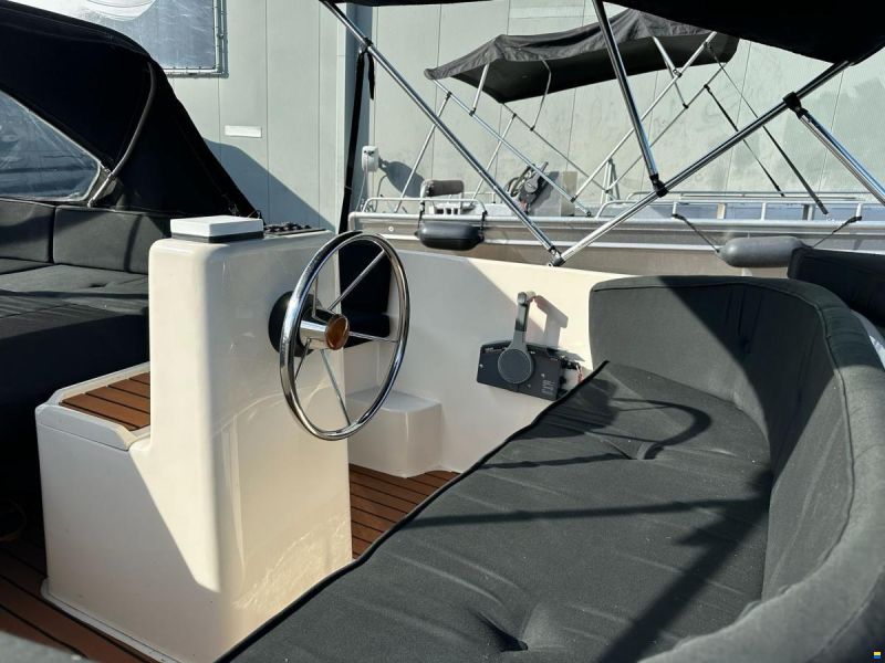 Liberty 590 Tender
