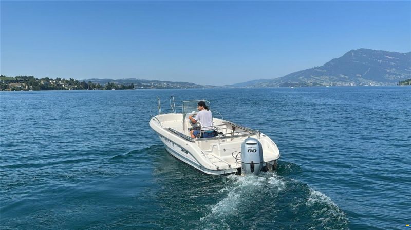 Sessa Key Largo 19 Open Line
