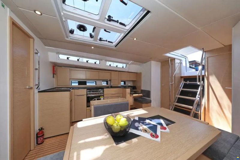 Hanse 460