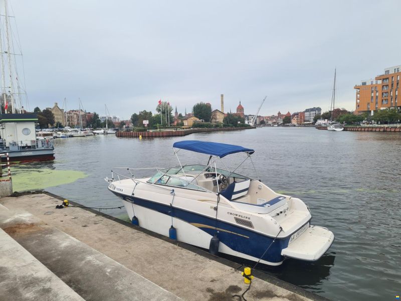 Crownline 250
