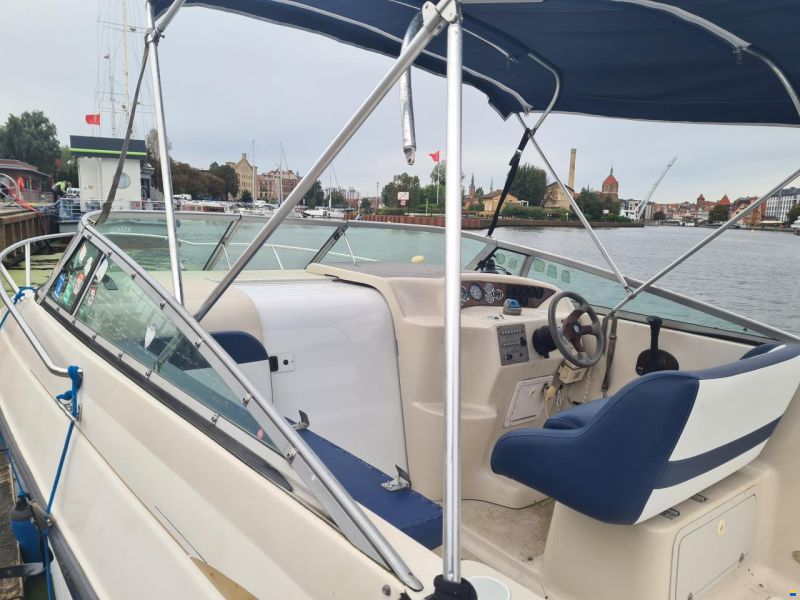 Crownline 250
