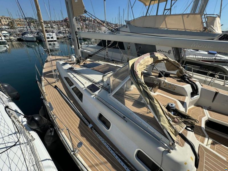 Bavaria 390 Lagoon