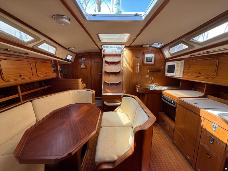 Bavaria 390 Lagoon
