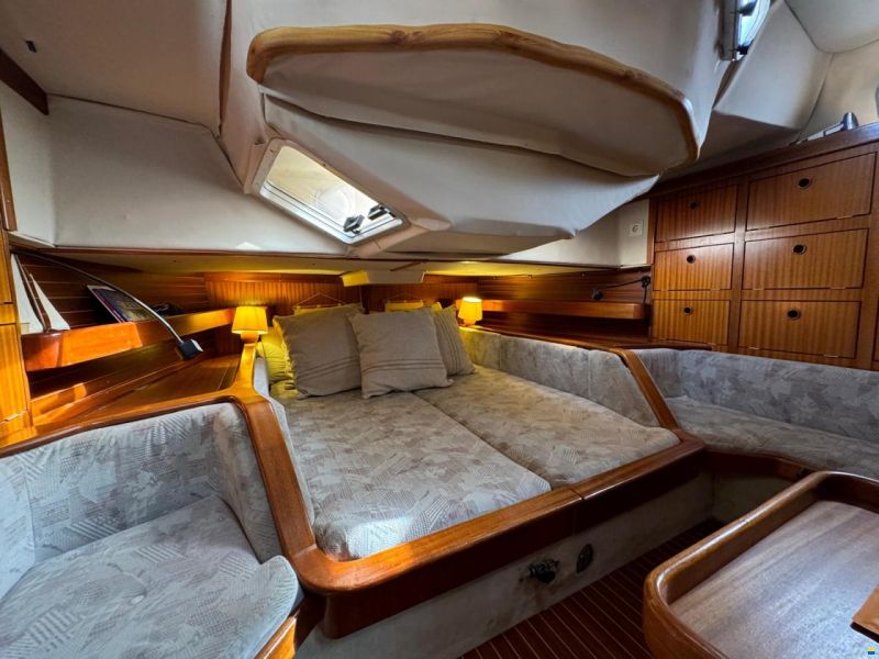 Bavaria 390 Lagoon