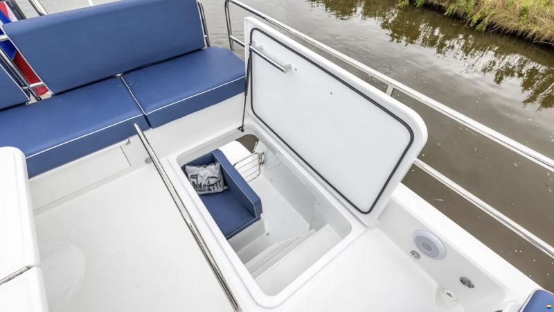Delphia 10 Lounge Top