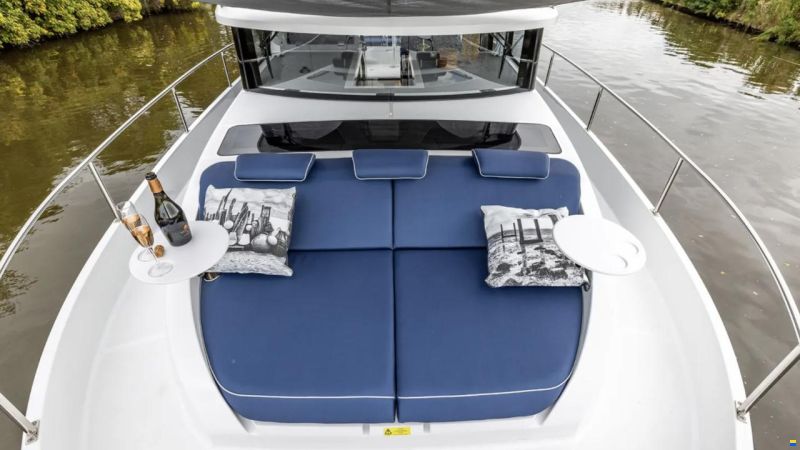 Delphia 10 Lounge Top