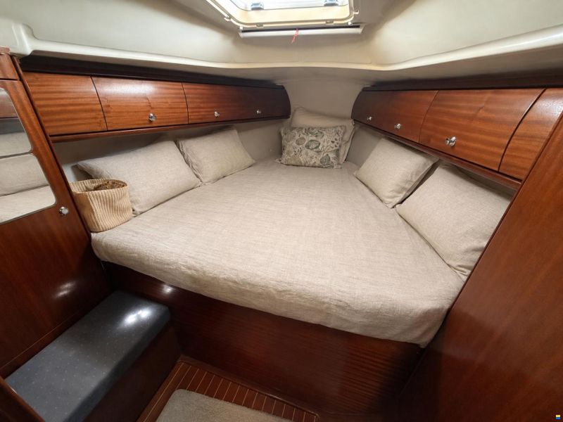 Bavaria 32