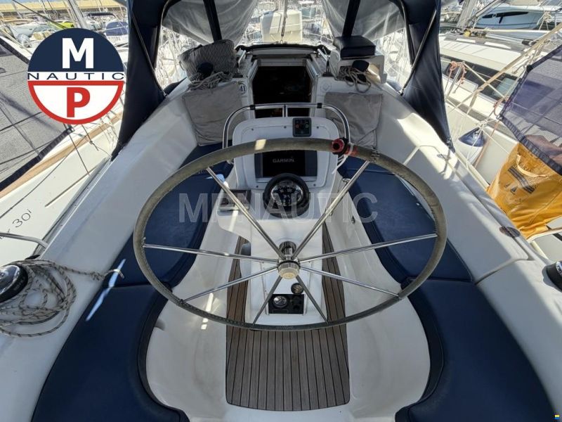 Bavaria 32