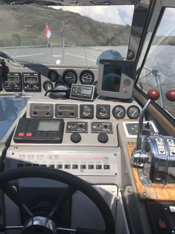 Sealine 328