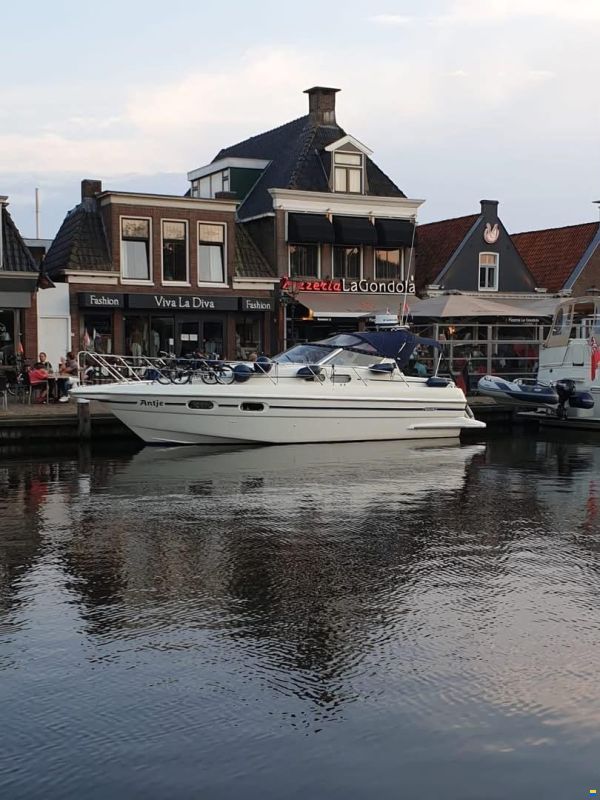 Sealine 328
