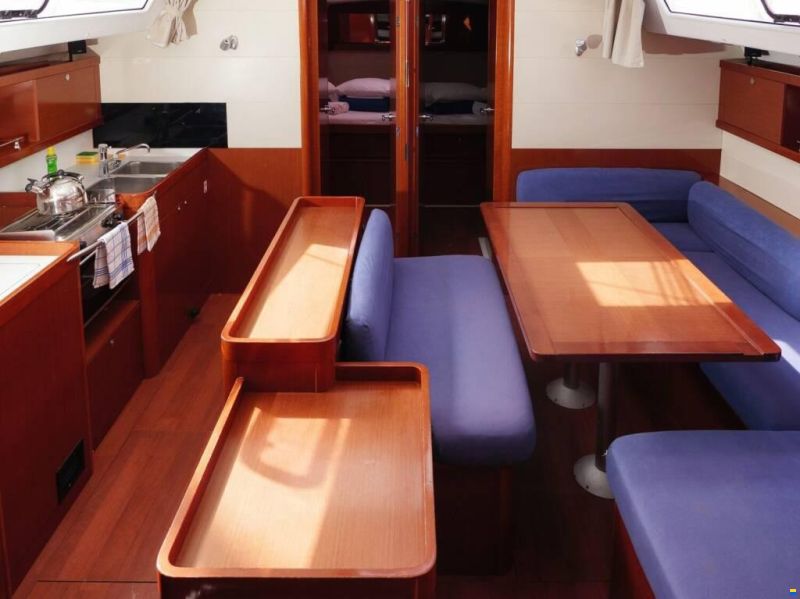 Beneteau Oceanis 50 Family