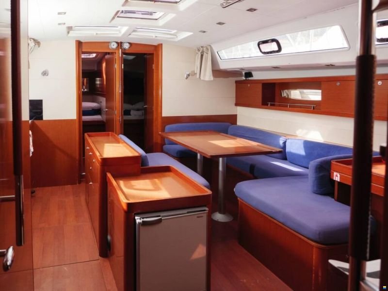 Beneteau Oceanis 50 Family