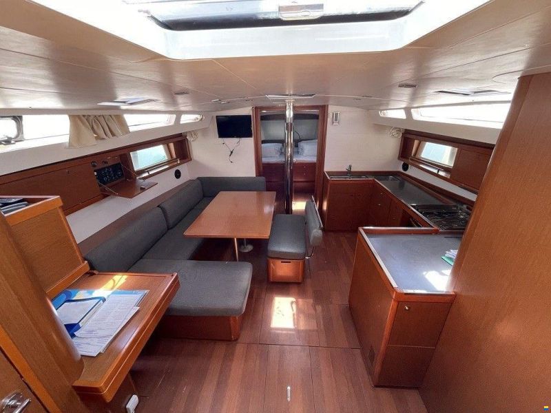 Beneteau Oceanis 48
