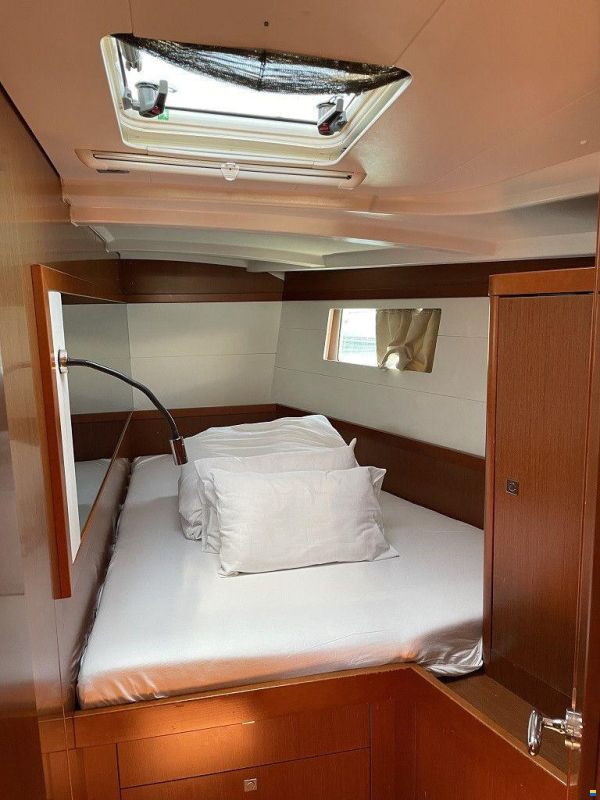 Beneteau Oceanis 48