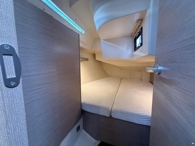 Hanse 348