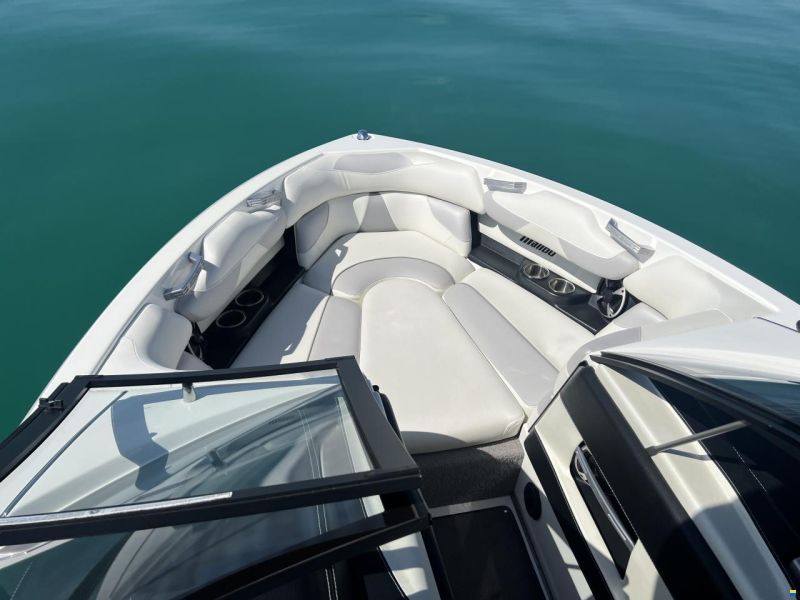 Malibu 22 CLX Wakesetter