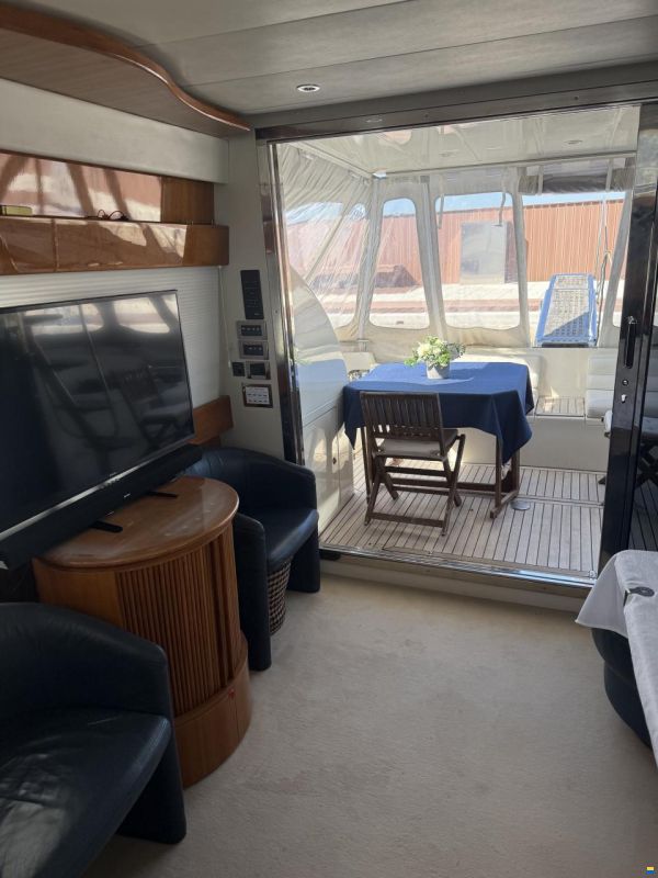 Azimut 52