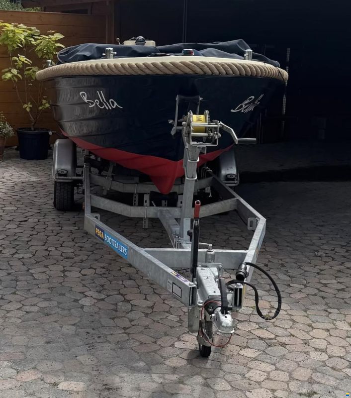 Antaris 520 met trailer