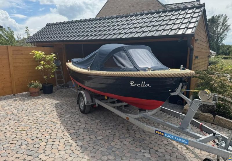 Antaris 520 met trailer