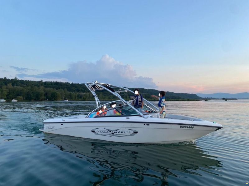 Moomba Mobius XLV 23"